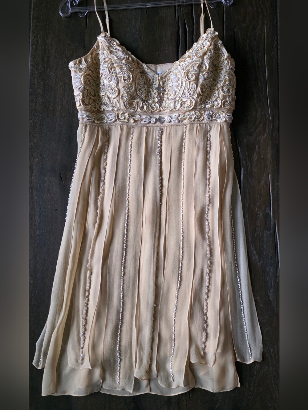 (Almost) NEW Sue Wong Cocktail Dress with beadwork Beige Peach Butter Si…